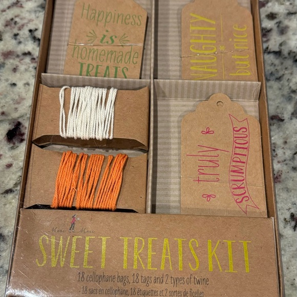 Meri Meri Sweet Treats Kit - Picture 3 of 4
